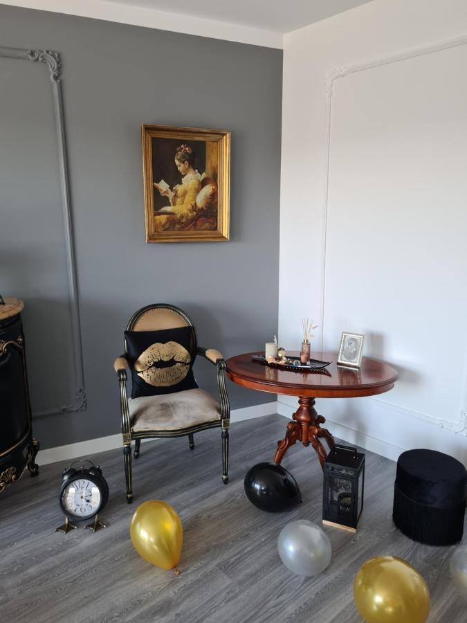 Parisian Apartment Cluj 외부 사진