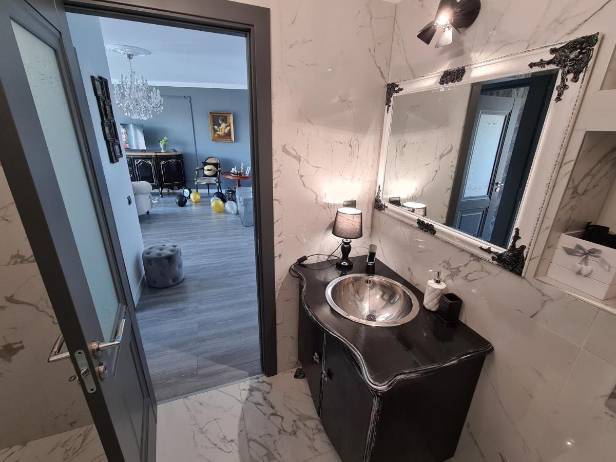 Parisian Apartment Cluj 외부 사진